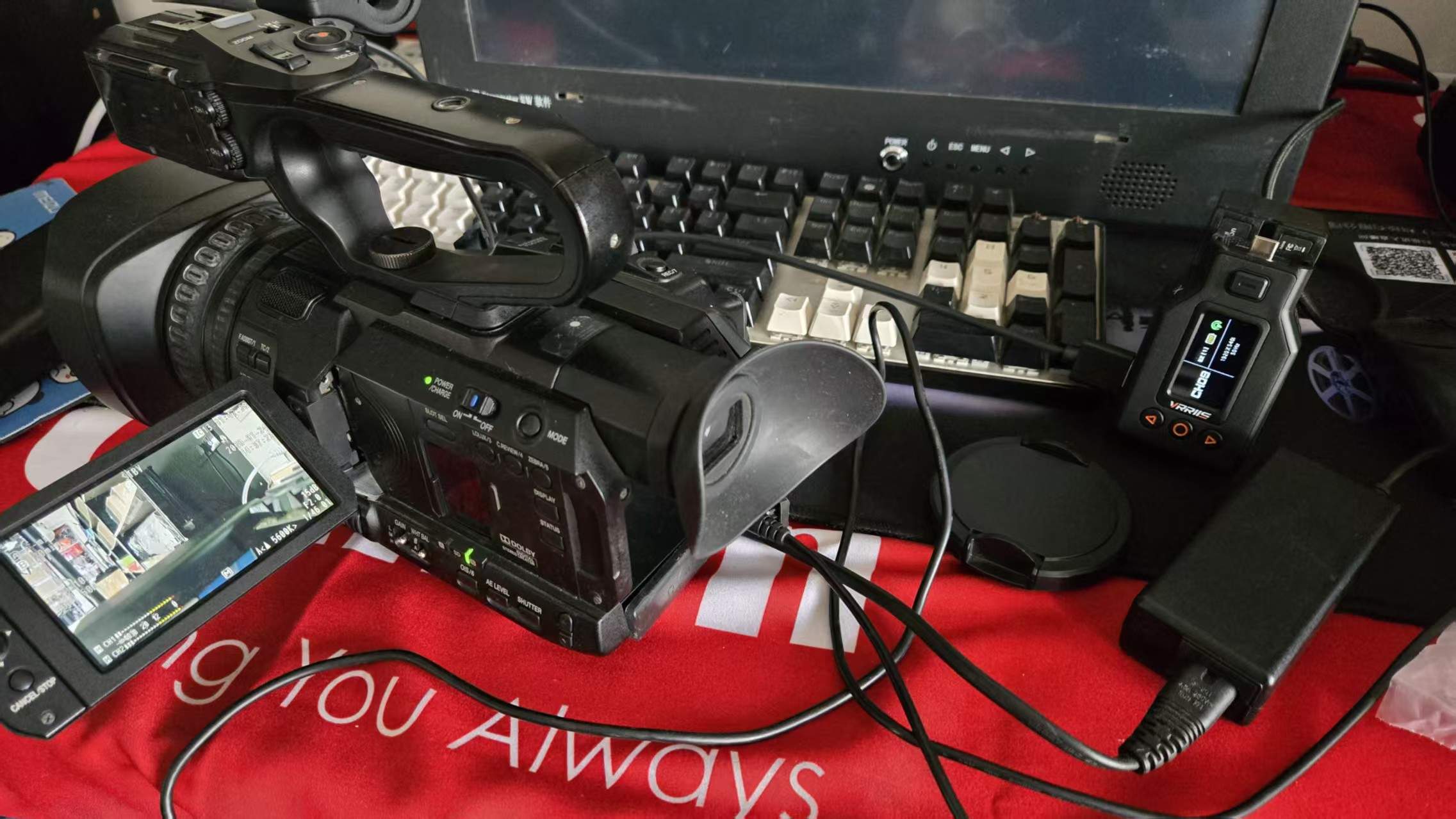 现货供应/大疆Pocket3专用图传/兼容摄像机HDMI发射/户外运动，便携机位，推介