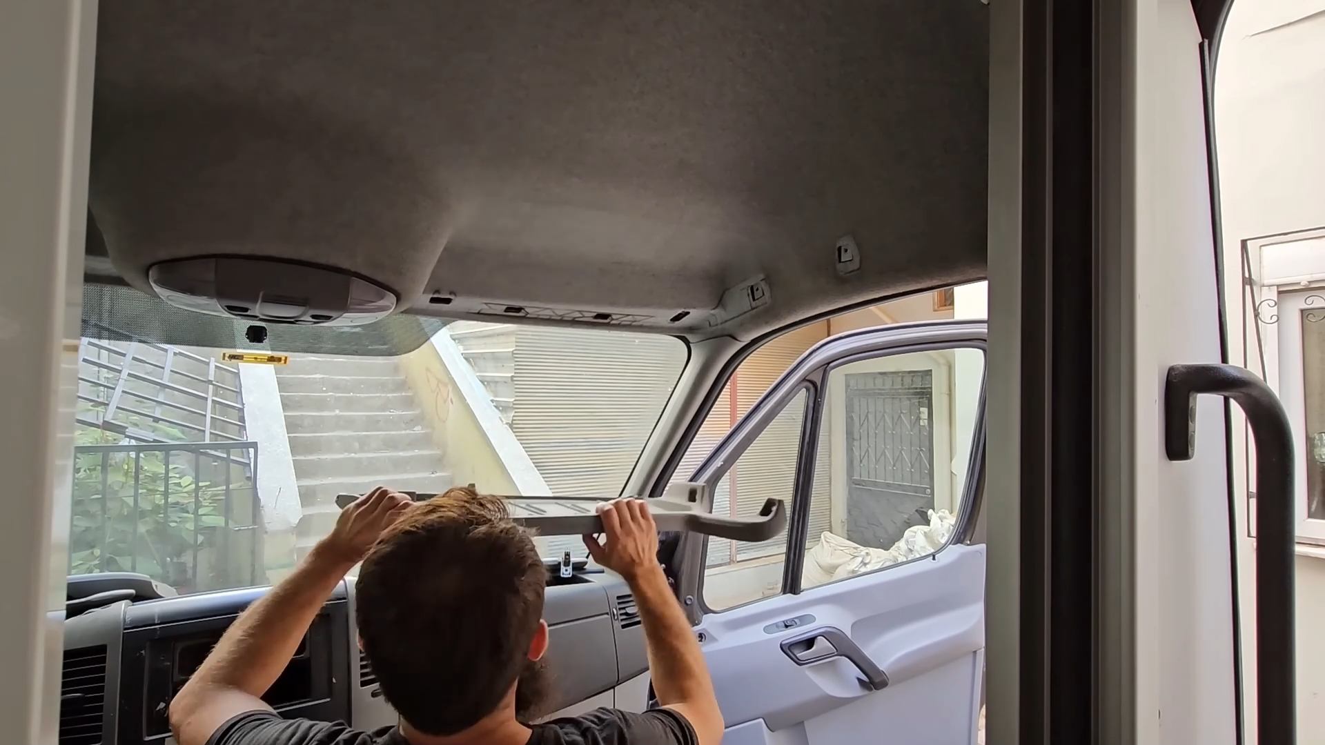 房车改装篇/这个老外的基础做的非常规范/值得学习借鉴/简约实用