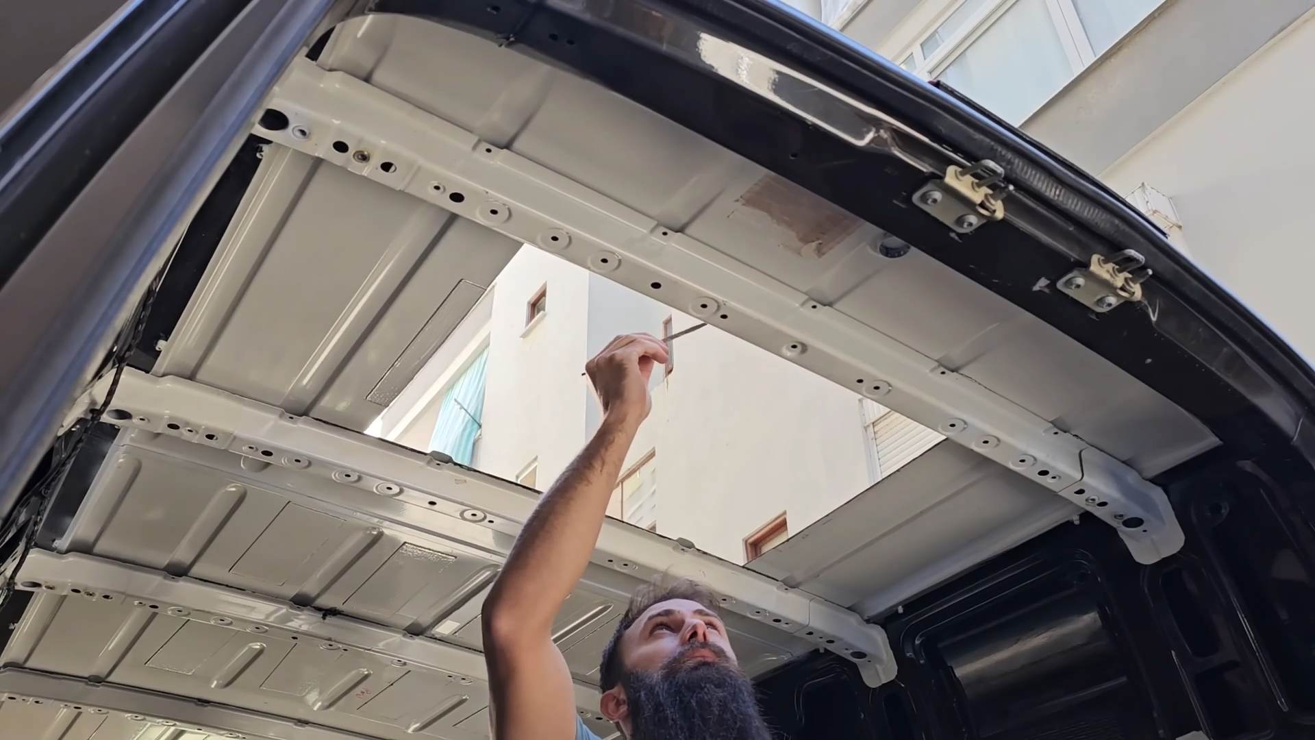 房车改装篇/这个老外的基础做的非常规范/值得学习借鉴/简约实用