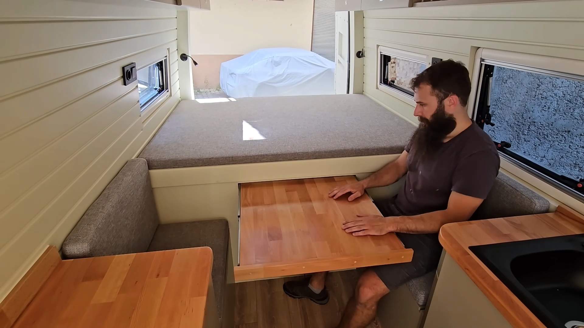 房车改装篇/这个老外的基础做的非常规范/值得学习借鉴/简约实用