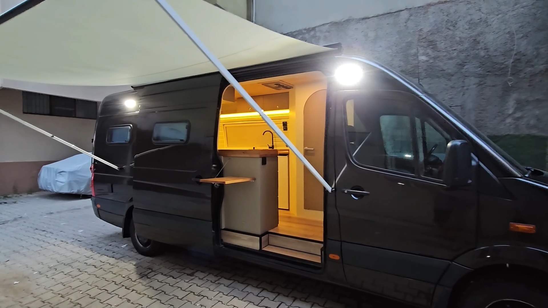 房车改装篇/这个老外的基础做的非常规范/值得学习借鉴/简约实用