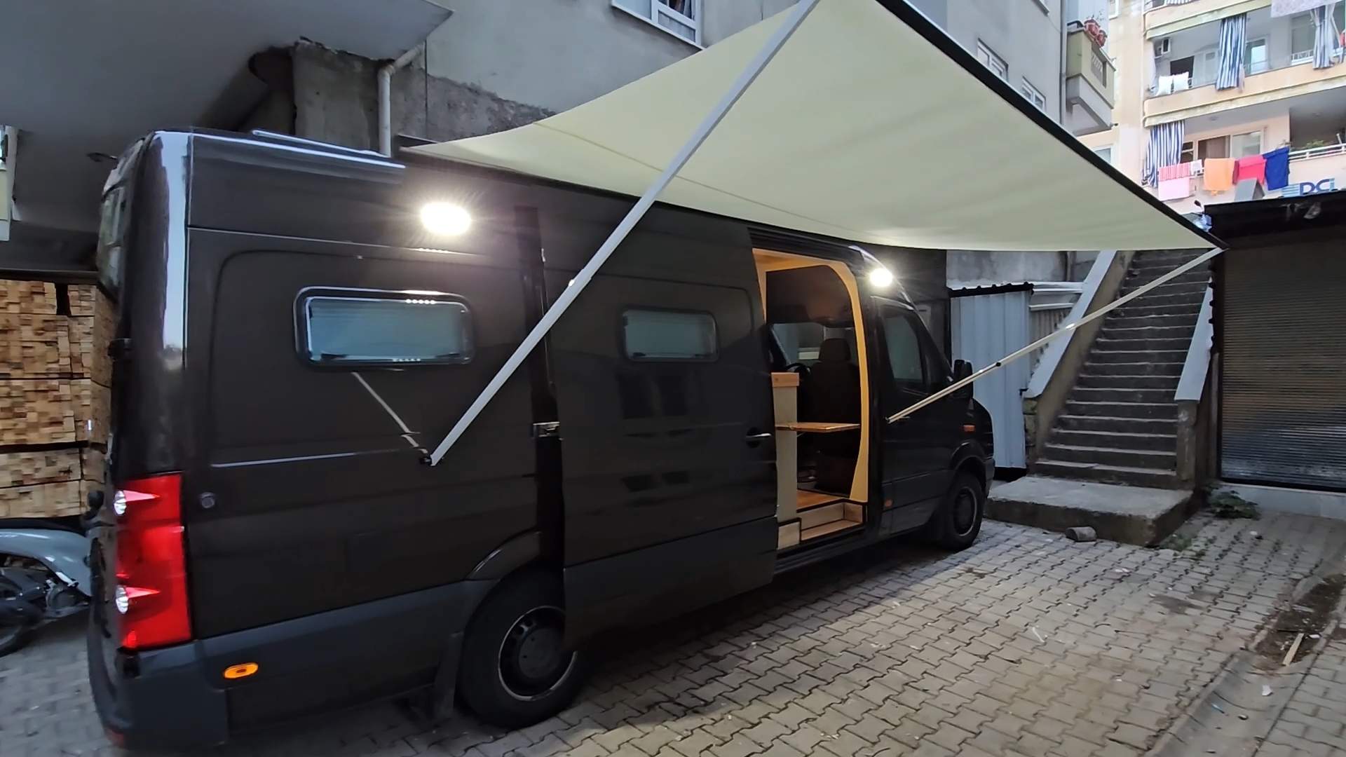 房车改装篇/这个老外的基础做的非常规范/值得学习借鉴/简约实用