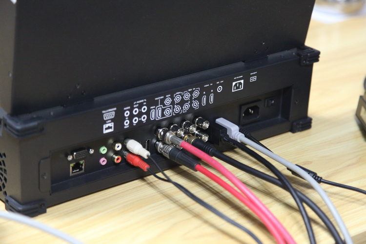 专业无人化/无线/多机位 直播云台系统  学校-酒吧-餐吧-会议-寺庙等解决方案