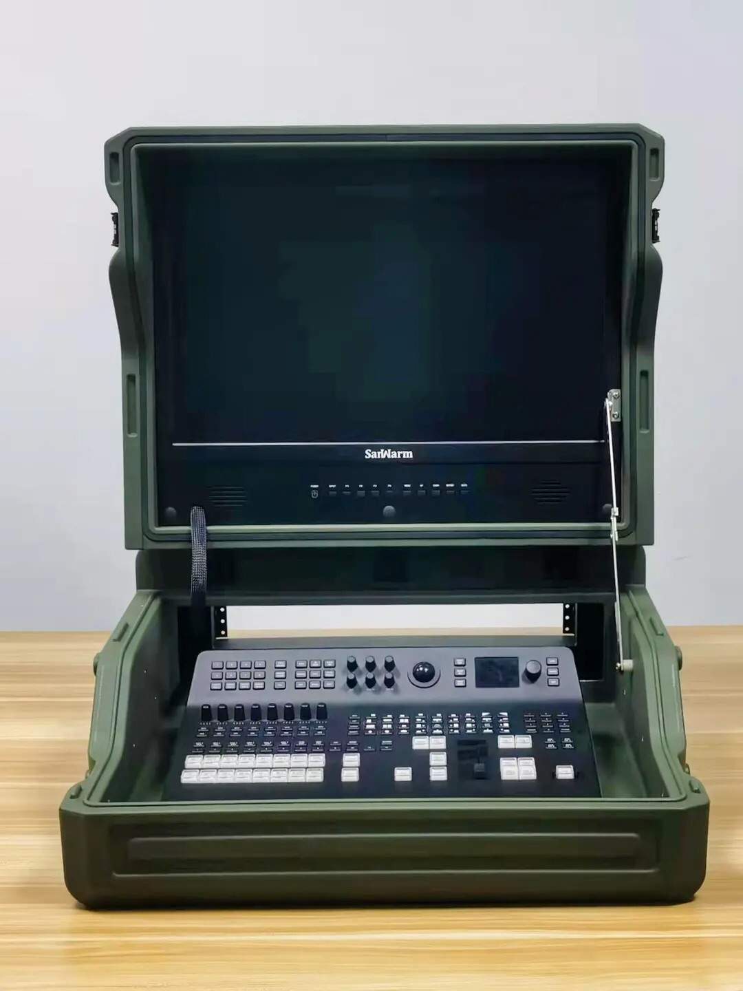 适配BMD/罗兰/索尼等专业导播台-新款专业便携式箱载导播机箱上市