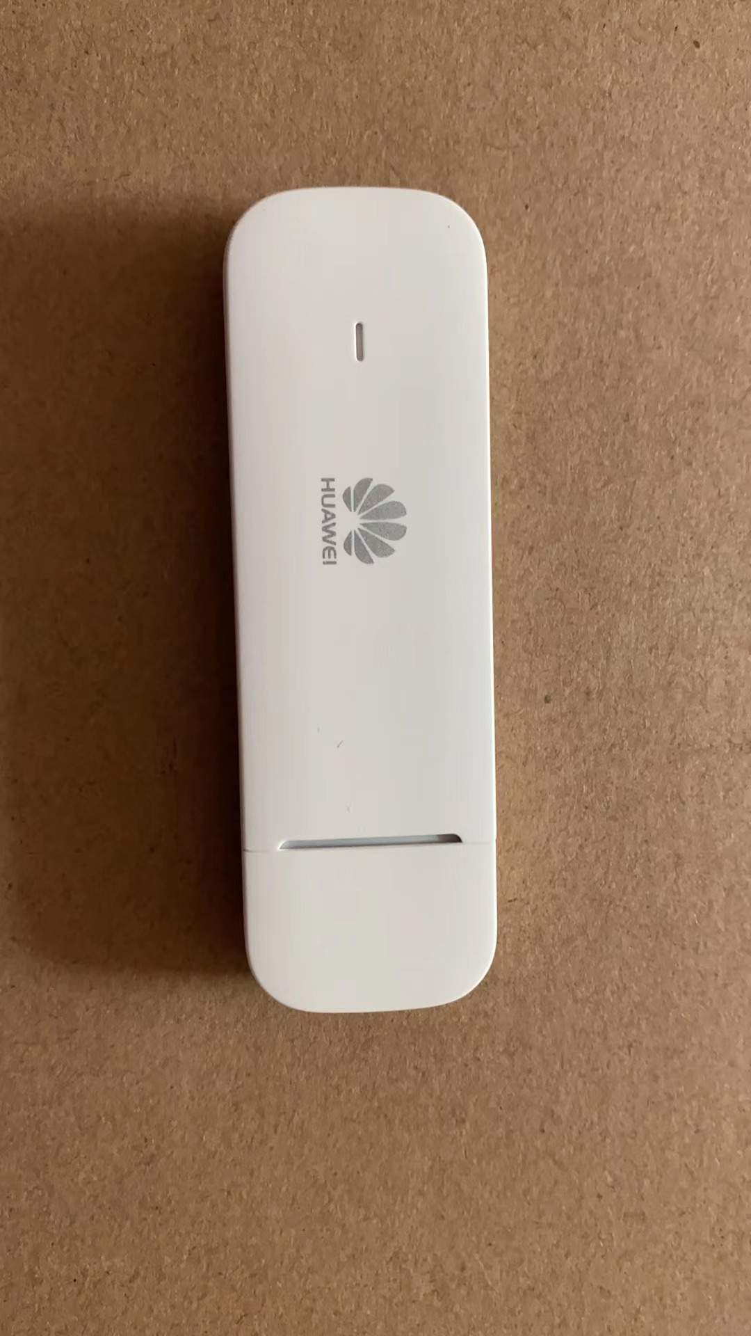 华为E3372H-320 电信/联通/移动 4G无线上网卡托,来了来了!