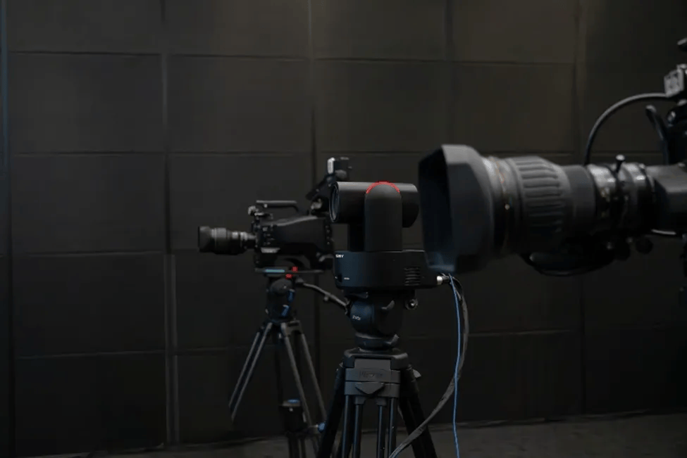 新品发布/索尼发布AI智能构图旗舰PTZ云台摄像机BRC-AM7